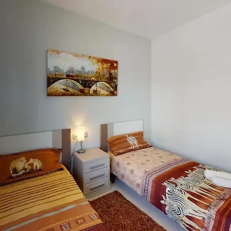 Erdgeschosswohnung In Punta Prima Διαμέρισμα *